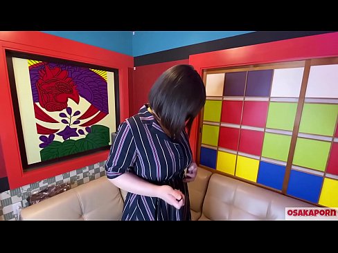 ❤️ Japonská kráska s velkými kozami masturbuje s erotickými hračkami a má orgasmus. V rozhovoru vypráví o svých zkušenostech se šukáním. Obrovské kozy a chlupatá kunda hlasitě sténají. Osakaporn ❤ Porno video u porna cs.gaypornforyou.ru